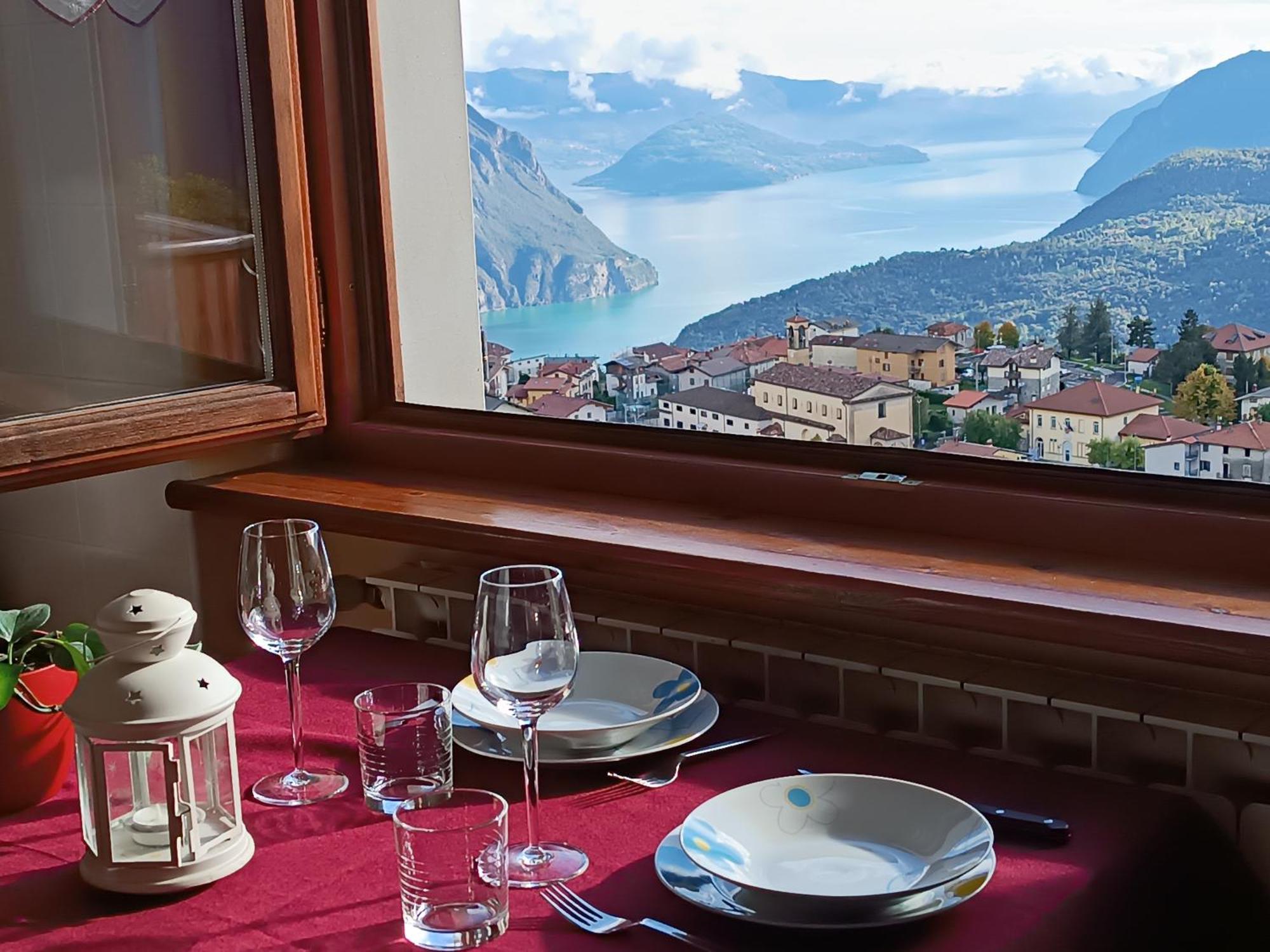 Iseo Apartment *